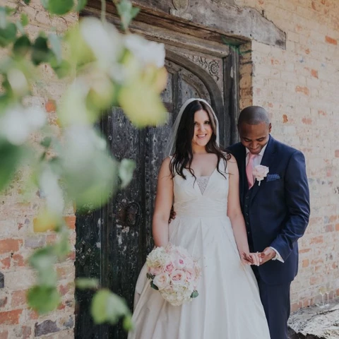 Stunning Spring Wedding Make-Up Inspiration image 4
