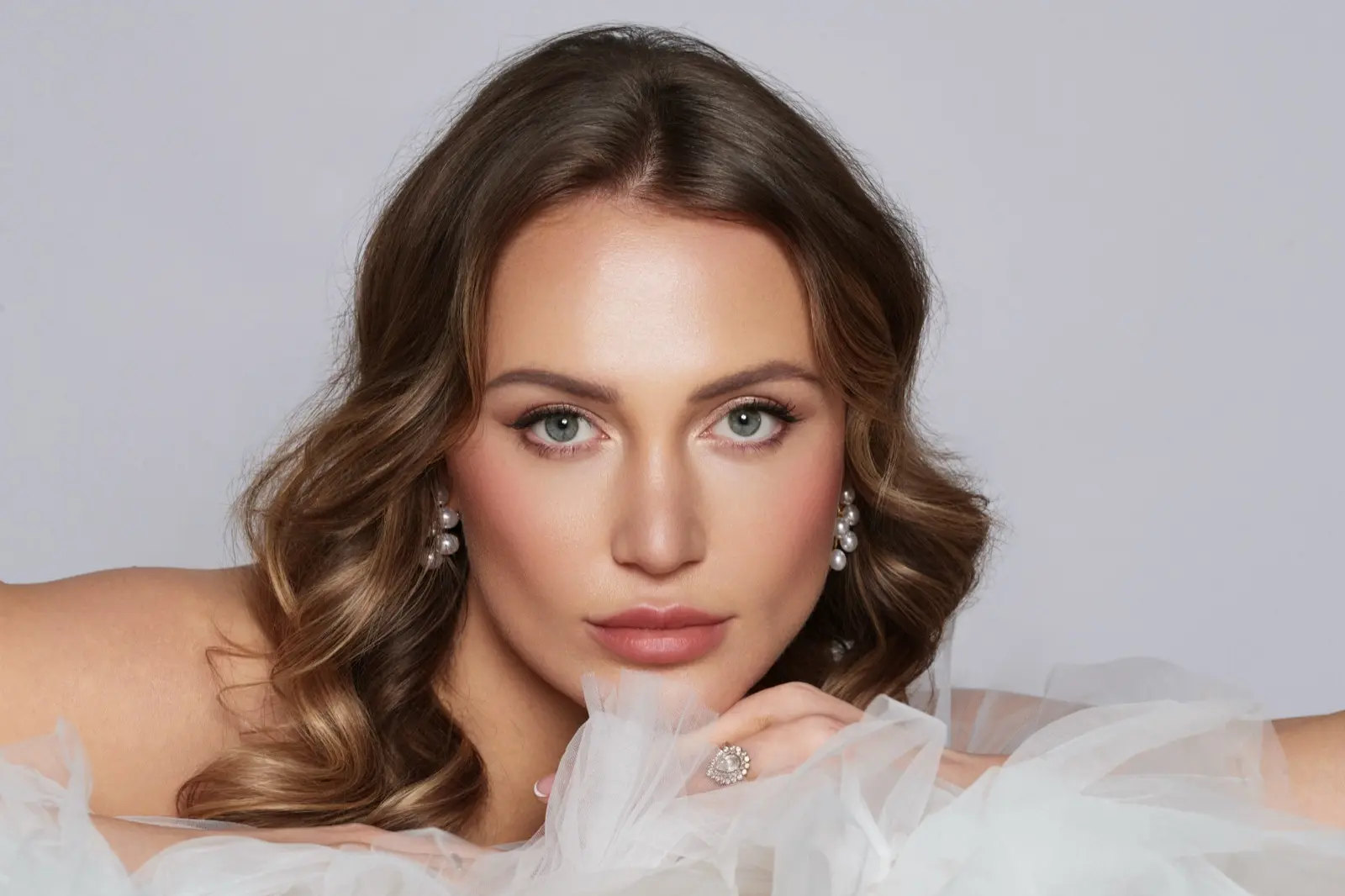Bridal hair and makeup by Liz Patey — image 96